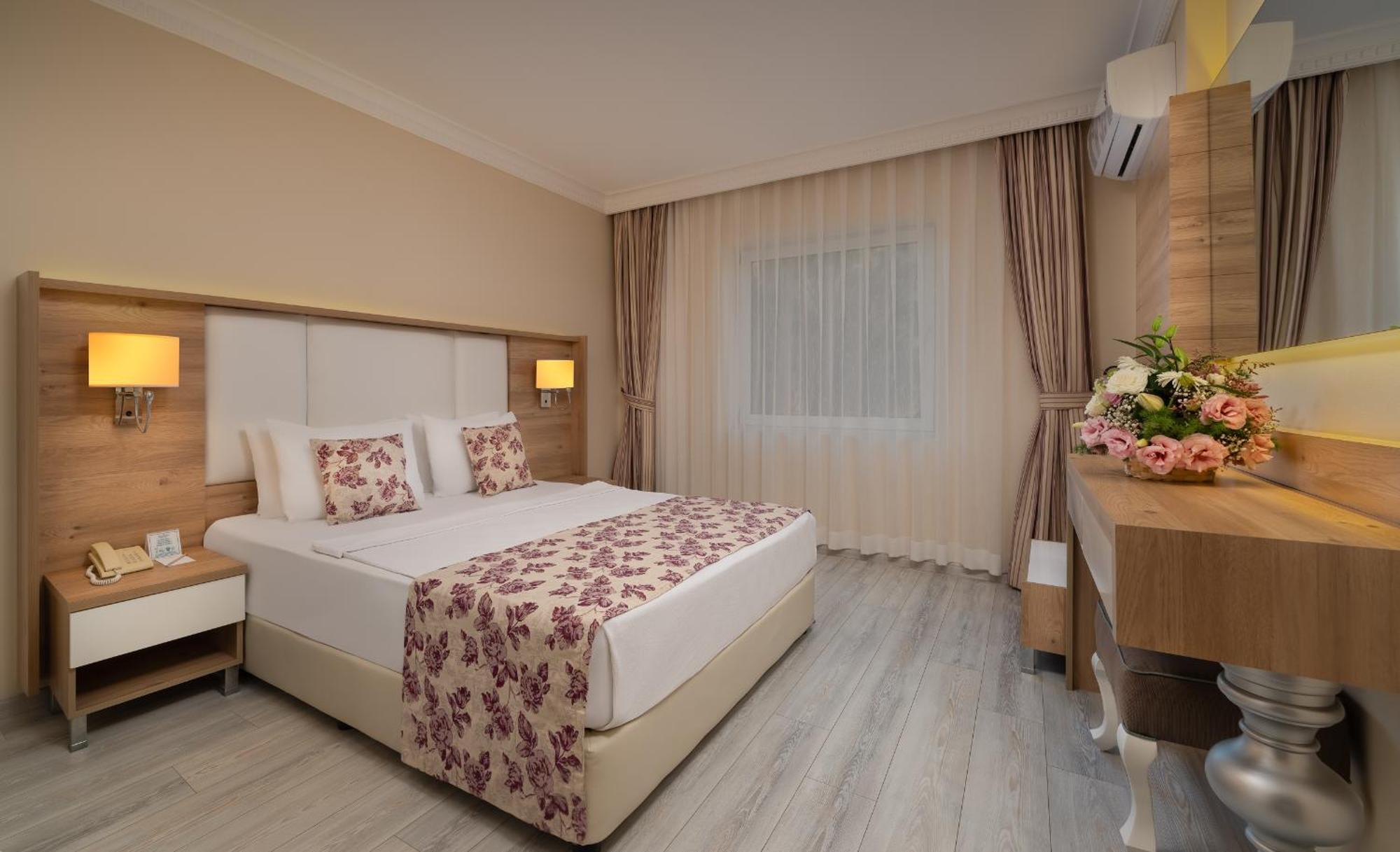 Royal Garden Beach Hotel Konakli Bagian luar foto